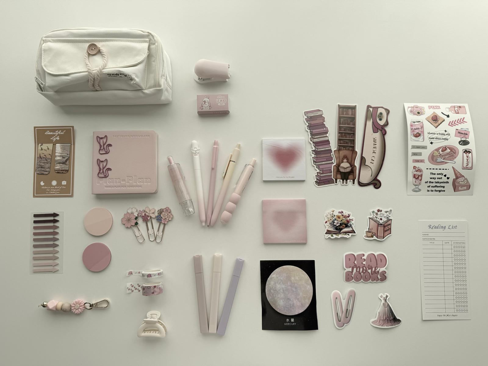 Pink bookish bundle - soft, inspired and elegant🌸