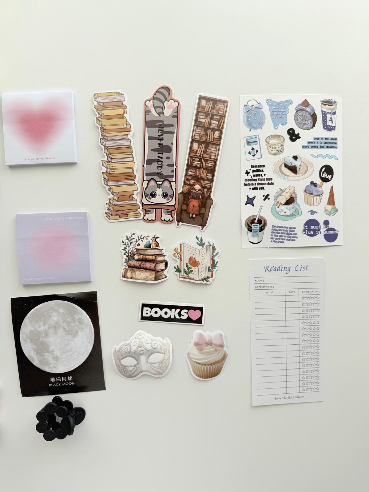 White bookish bundle - peaceful, creative and minimal🤍