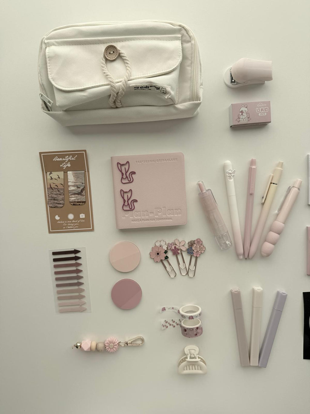 Pink bookish bundle - soft, inspired and elegant🌸